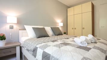 Rumah | 1 kamar tidur dan dilengkapi dengan perabotan berbeda-beda