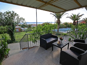 House | Pool | Outdoor pool