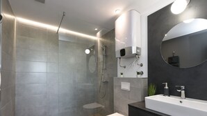 Unclassified image, 4 of 37, button - Luxurious Villa in Nin With Pool (Vrsi)