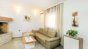 Ảnh chưa phân loại, 5 trong số 36 ảnh, nút