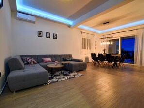 Living room - Modern Villa in Jasenice With Pool (Jasenice)