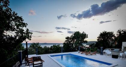 Modern Villa in Jasenice With Pool