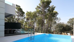 Unclassified image, 2 of 29, button - Modern Apartment in Seline Dalmatia With Swimming Pool (Starigrad)