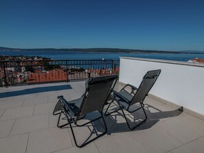 House | Balcony