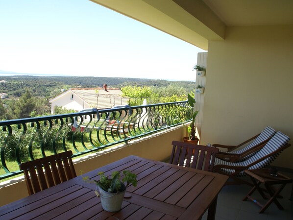 Balcony - Beautiful Apartment on Rab Island With Breathtaking Views and Beach 800 m (Rab)