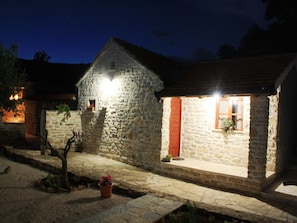 Reception - Vintage Holiday Home in Bruška With Pool (Benkovac)