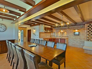 Dining - Comfortable Villa With Indoor Pool, Beautiful sea Views, Near Beach and Center (Moscenicka Draga)