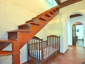 Reception - Comfortable Villa With Indoor Pool, Beautiful sea Views, Near Beach and Center (Moscenicka Draga)