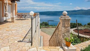 Exterior - Modern Villa With Infinity Pool in Brsec (Moscenicka Draga)