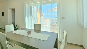 Dining - Modern Villa With Infinity Pool in Brsec (Moscenicka Draga)