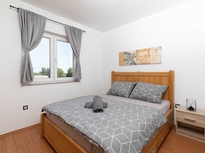 Villa | 3 bedrooms, individually furnished