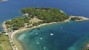 Unclassified image, 3 of 11, button - Carefully Furnished Chalet With a Terrace, Near Pula (Pula)