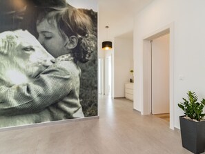 4 Schlafzimmer, individuell eingerichtet, Bettwäsche