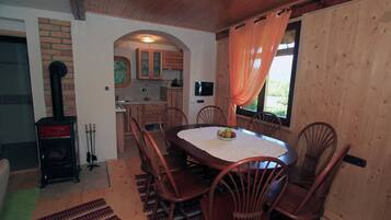 House | Dining
