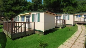 Unclassified image, 5 of 7, button - Carefully Furnished Chalet With a Terrace, Near Pula (Pula)