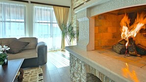Unclassified image, 5 of 19, button - Charming Holiday Home With Swimming Pool in Pula (Liznjan)