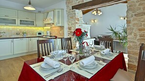 Unclassified image, 3 of 19, button - Charming Holiday Home With Swimming Pool in Pula (Liznjan)