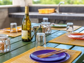 Dining - Modern Holiday Home With Private Pool in Marcana (Marcana)