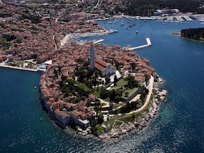 Exterior - Amazing Holiday Home With Swimming Pool and Outdoor Kitchen ! (Rovinj)