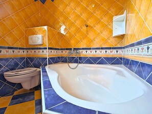 Bathroom - Nice Detached House on the Outskirts of Rovinj Near the Beach (Rovinj)