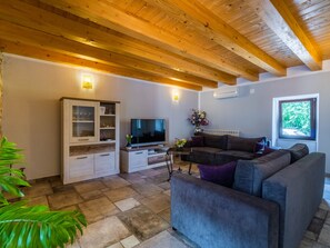 Villa | Living area