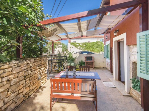 Comfortable Holiday House Gianni for up to 4 Persons