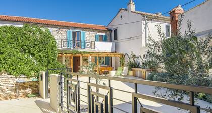 Charming Stone House Near the Beach