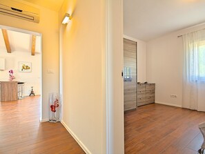3 bedrooms, individually furnished, bed sheets