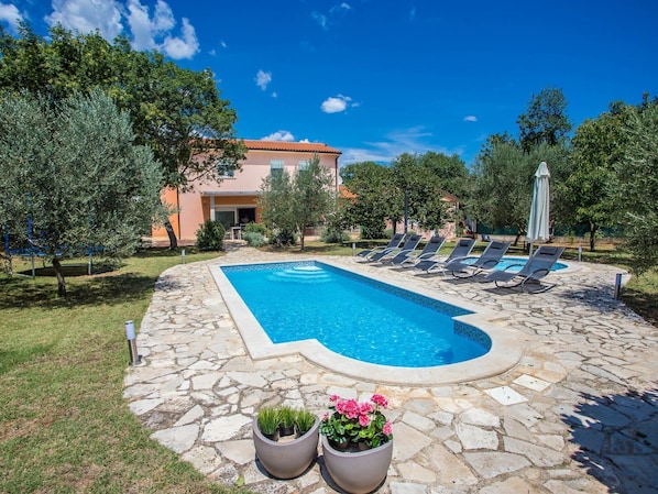 House | Pool | Outdoor pool