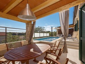 House | Balcony