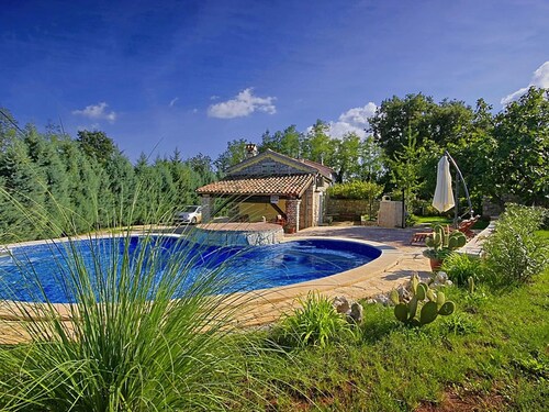 Cheerful Holiday Home in Županici With Swimming Pool