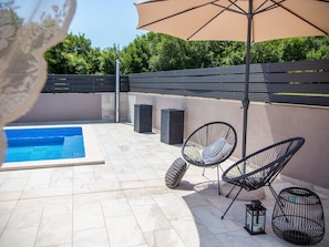 Cottage | Balcony - Beautiful Newly Built Holiday House With two Separate Units With Private Pool (Rasa)