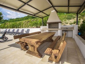Villa | Balcony