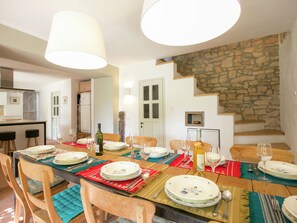 Dining - A Beautiful Authentic Stone Villa in Nedešcina (Sveta Nedelja)