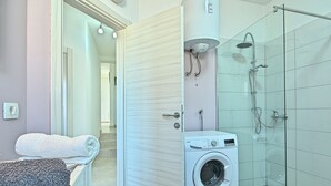 單棟房屋 | 浴室 | 花灑/浴缸組合、提供毛巾