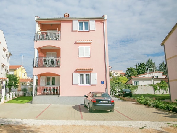 House | Exterior