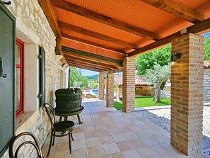 Villa | Balcony