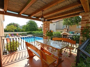 House | Balcony