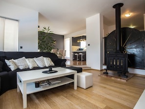 Cottage | Living room | Fireplace - Villa With Beautiful Views, Wellness Room and Private Pool Near Pazin (Cerovlje)
