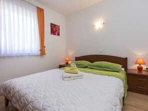 Apartment | 2 bedrooms, individually furnished