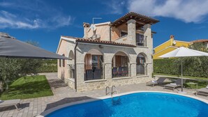 Unclassified image, 3 of 39, button - Villa With Private Pool Near the Beach and Porec Center (Porec)