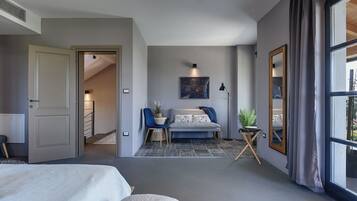 5 bedrooms, minibar, individually furnished