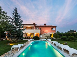 Exterior - Luxury Villa in the Country Side of Istria, the Best Wine and Olive oil Region (Sveta Nedelja)