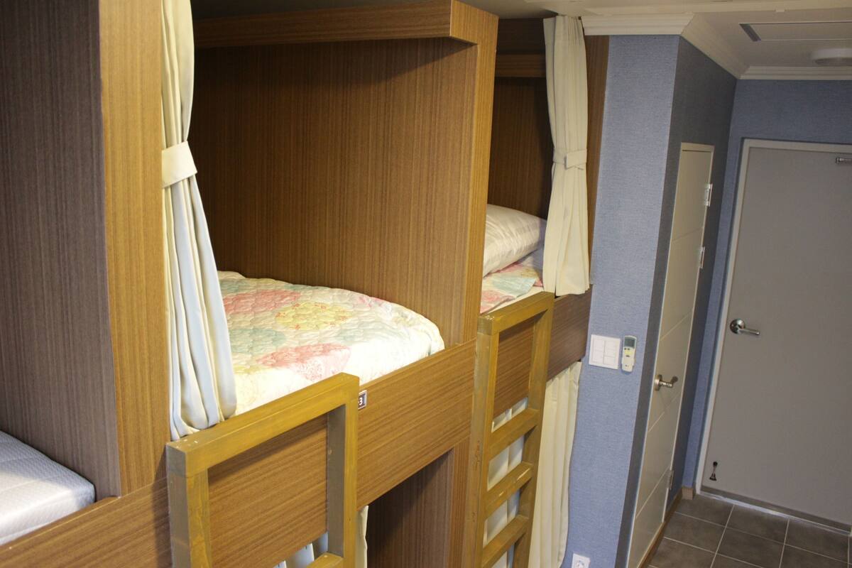 Chambre (6 people) | Accès au Wi-Fi (inclus)