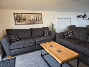Smart TV, DVD player, table tennis
