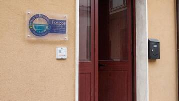 DĂ©tail de lâextĂ©rieur