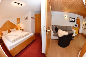 1 bedroom, iron/ironing board, WiFi
