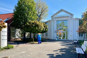 Imagen sin descripción, 4 de 17, botón