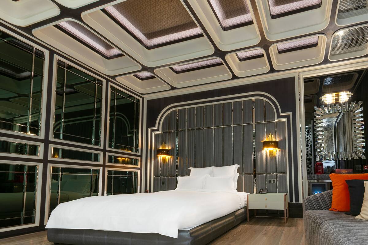 Kamar Double Deluks | Minibar, meja kerja, tirai kedap cahaya, dan Wi-Fi gratis
