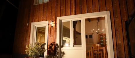 تفاصيل الفندق من الخارج